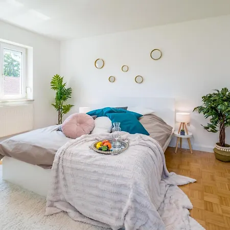 Og2 L Mit Balkon 15min Bis Salzburg
